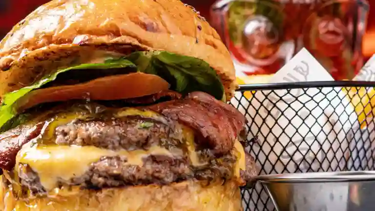 Lug Burger And Rock a Domicilio Lug Burger And Rock