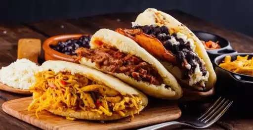 La Carbonera Arepas y Parrilla