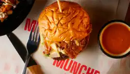 Muncher Social Bar