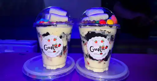 Fresas con Crema Un Gustico