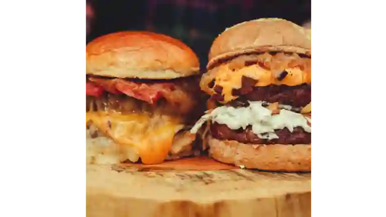 H.O.M.E DELIVERY IN a Domicilio H.O.M.E DELIVERY IN