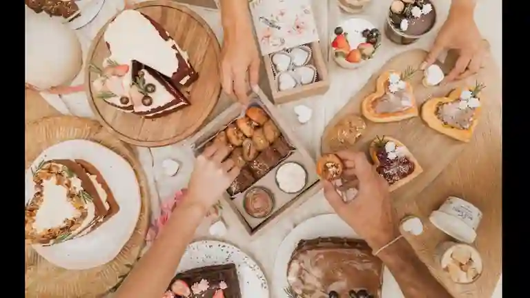 By Kathe Suarez a Domicilio By Kathe Suarez