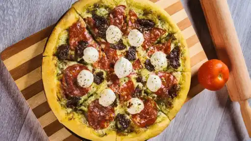 Cheers Pizzeria