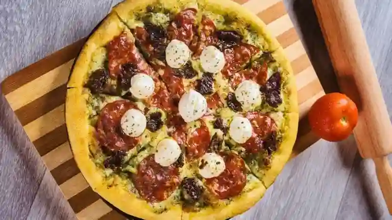 Cheers Pizzeria