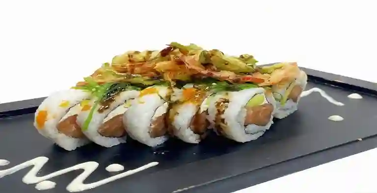 Nuju Sushi y Asian Cuisine