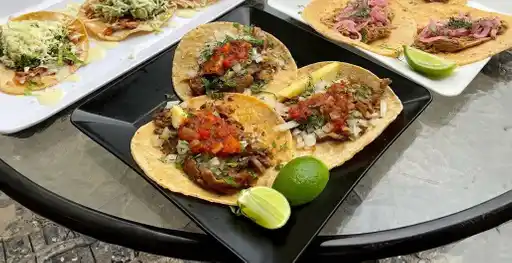 Los Gueros Taqueria
