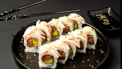 Fresh fish sushi poke