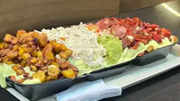 Las Criollas Salchipaperia