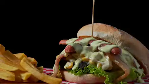 Famy Burger Gourmet
