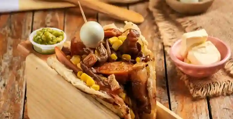 la Arepa Chorizos Y bebidas Restrepo