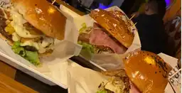 Monkeys Perros y Hamburguesas