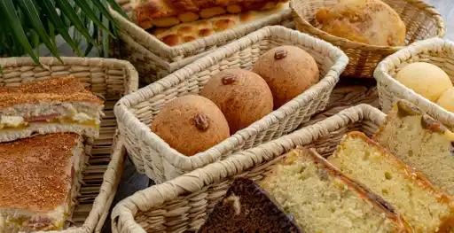 Panaderia y Pasteleria Cosmopolita