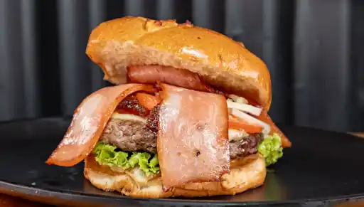 La Poderosa Dog Gogo Burger