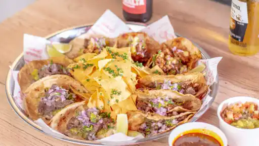 Chingones Taqueria