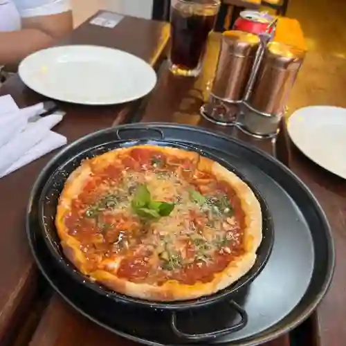 Parmesana Pizza Floralia a Domicilio Parmesana Pizza Floralia