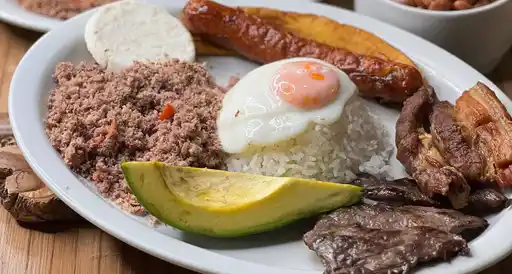 Restaurante y Asadero La Estación Paisa