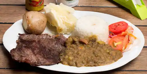 Sopas y Parrilla