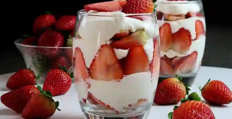 Amore Fresas con Crema