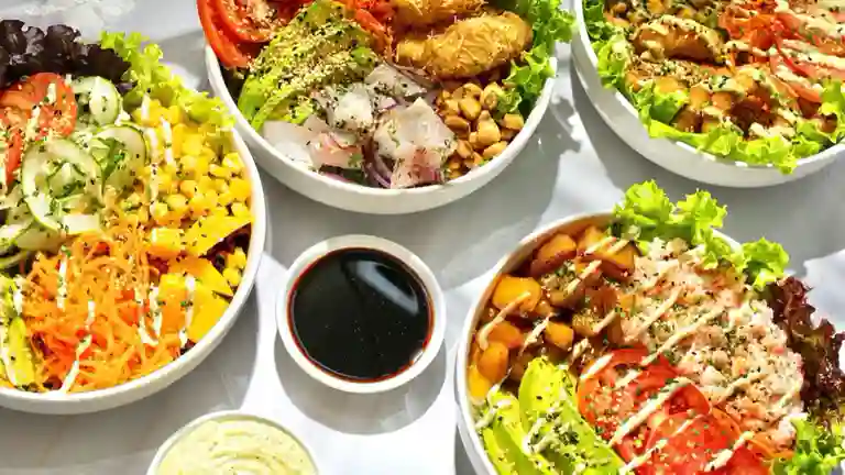 Salad Bowls y Sushi