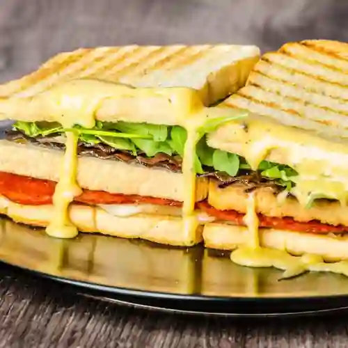 Sandwich de Marii Cali a Domicilio Sandwich de Marii Cali