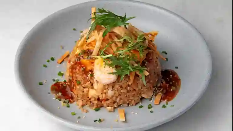 De los Tres y Olivia