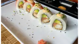 Kanikama Sushi