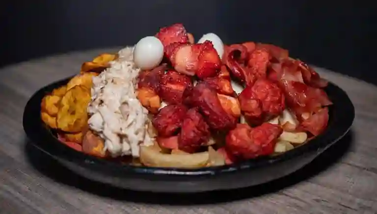 Salchi Papachos Fast Food