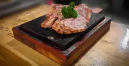 A la Piedra Steak House