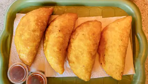 Empanadas Las Chimeneas