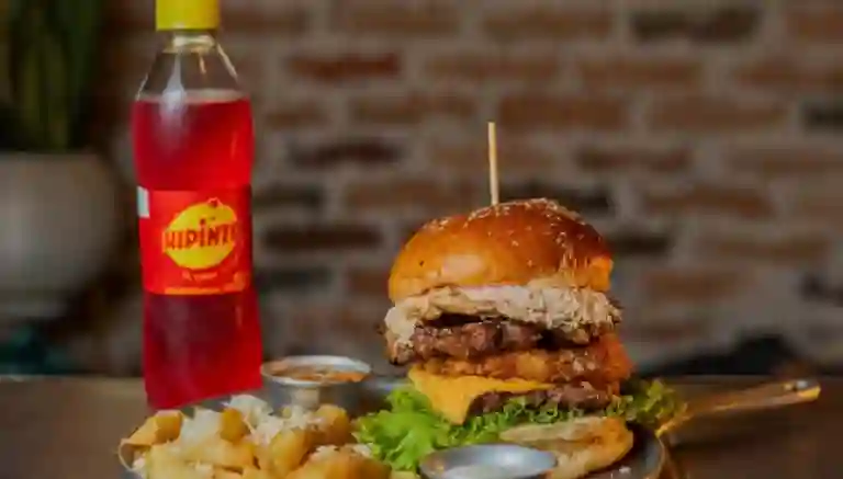 La Quinta Hamburgueseria a Domicilio La Quinta Hamburgueseria