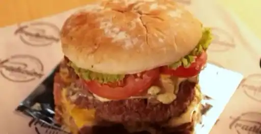 Tradicion Burguer Pereira