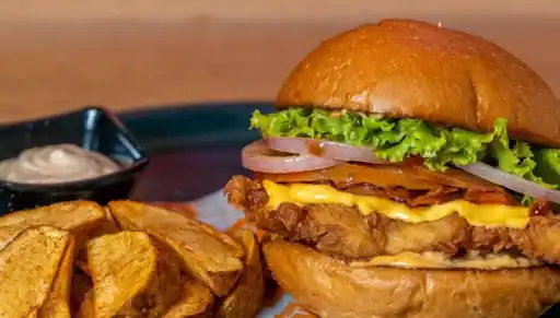 Maderatto Burger & Shake