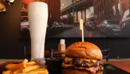 la Republica Brasa y Bocados