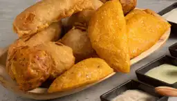 Tipico Antojitos Vallunos Y Salsas Gourmet