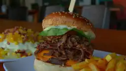 Combatti Pub