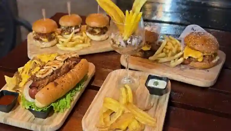 Karbon Gastro Bar a Domicilio Karbon Gastro Bar