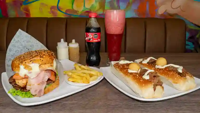 Snoopy Fast Food a Domicilio Snoopy Fast Food