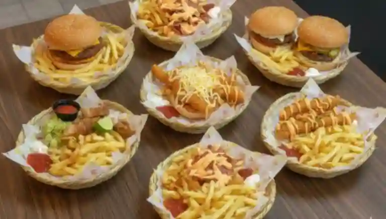 Las Papas Burger And Fries a Domicilio Las Papas Burger And Fries