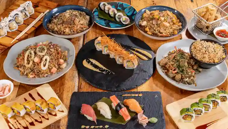 Koi sushi y teppanyaki a Domicilio Koi sushi y teppanyaki