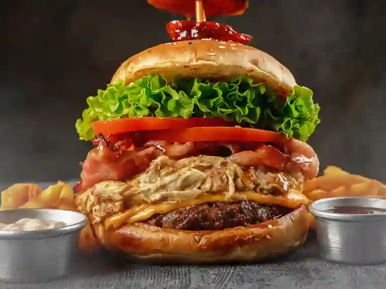Pinchadas Burger Grill