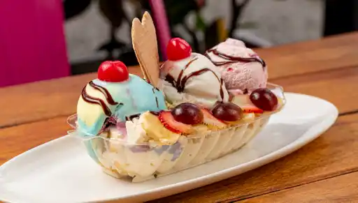 Sandia Heladeria y Fruteria