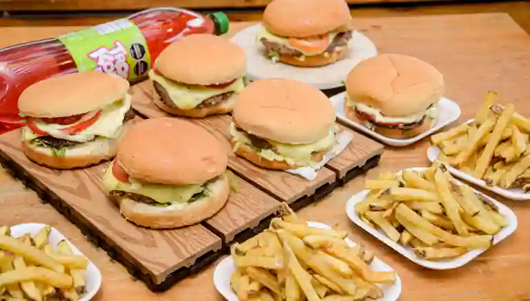 Hamburguesas el Camion Galerias Cra. 27 #51-33 a Domicilio Hamburguesas el Camion Galerias Cra. 27 #51-33
