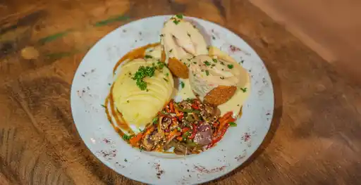 El Centro Gastro Bar