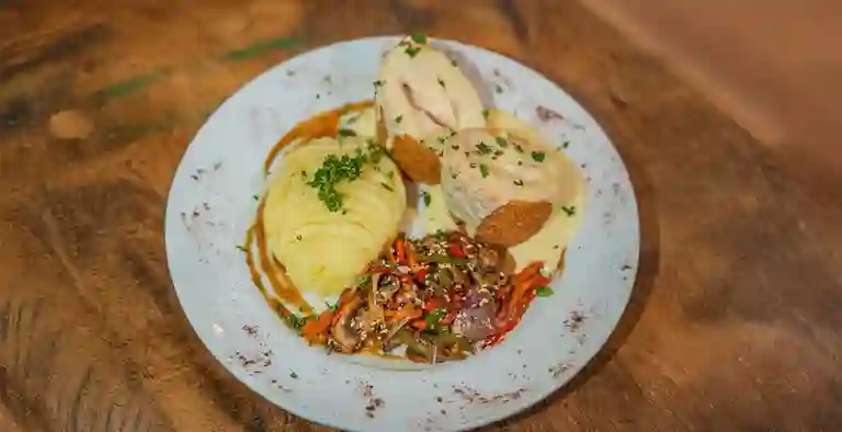El Centro Gastro Bar