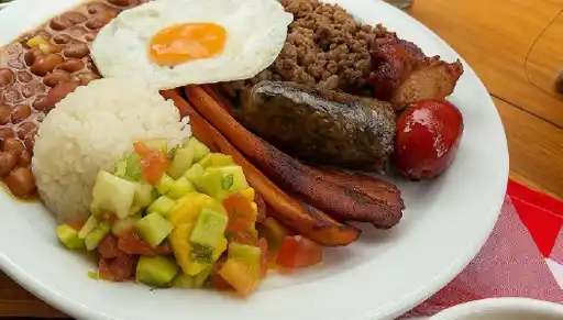 La Sazon de Blanquita